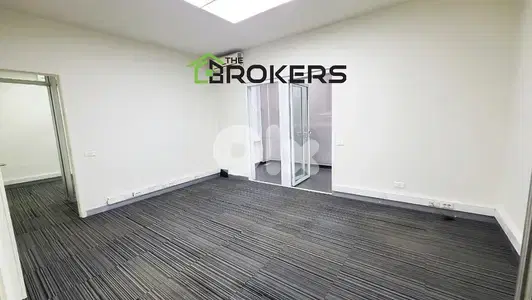 Office for Sale in Mirna Chalouhi مكتب للبيع في ميرنا الشالوحي