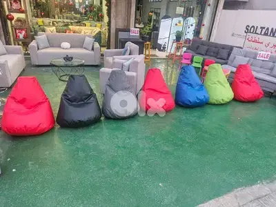 Pouf leather