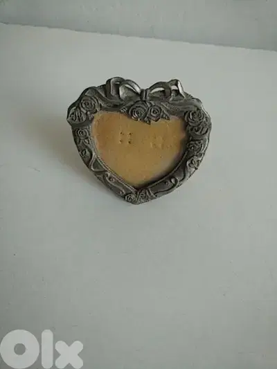 Old small frame - Not Negotiable