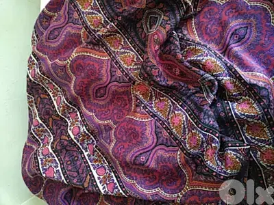 Violet scarf cape - Not Negotiable