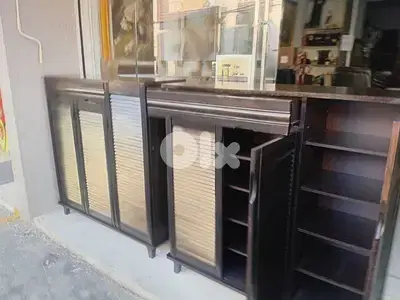 خزانة شبه جديد