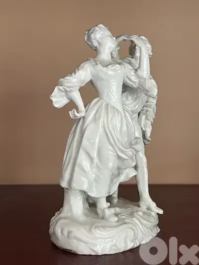 Italian porcelain vintage mint condition
