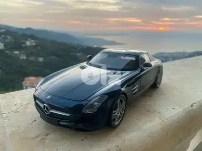 mercedes benz sls minichamps scale 1/18 diecast model car