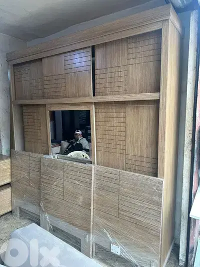 اوضة نوم سحاب طابقين 3 تخوت كتير نظيفة ومرتبة
