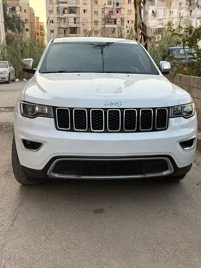 Cherokee 2017 limited 2 wheel