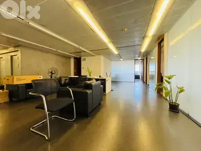 JH25-4595 Office 700m2 for rent in Saifi, $ 10,000 cash