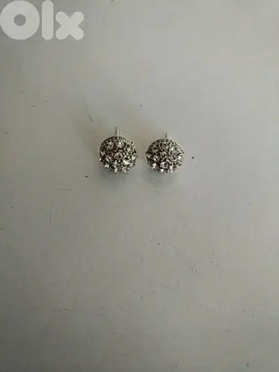 Round strass earrings - Not Negotiable