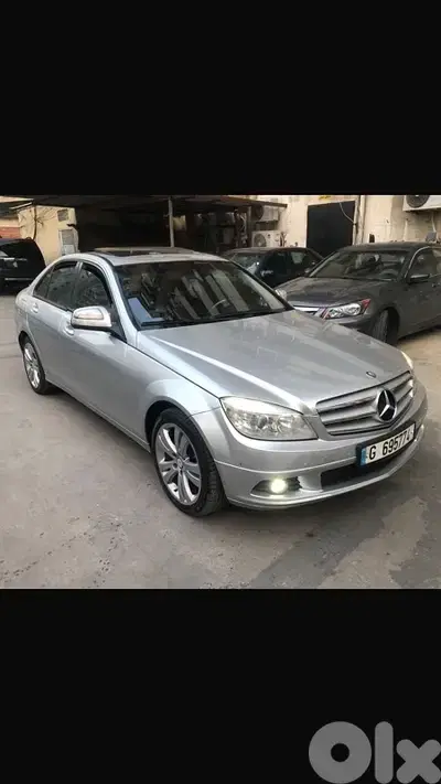 مرسيدس بنز سي-كلاس 2008