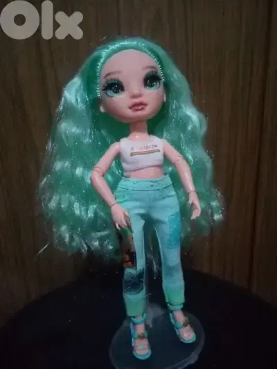 MINT RAINBOW HIGH Posable Great doll+her own brand tag outfit+shoes