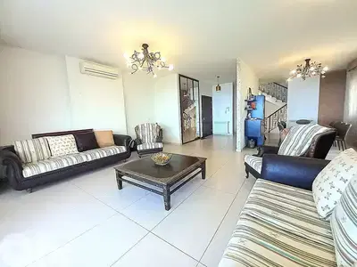 Mazraat Yachouh/ Exclusive Duplex for Rent - مزرعة يشوع دوبلكس للإيجار
