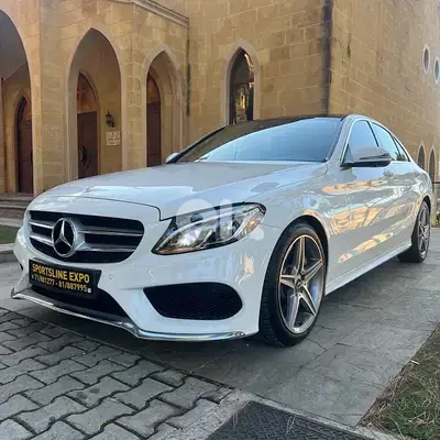 MB C300 4matic AMG Line 2018 45,xxx Miles Clean Carfax MB C300 4matic AMG Line 2018 45,xxx Miles Clean Carfax