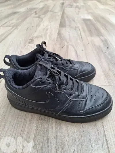 Nike Air Force - size 40