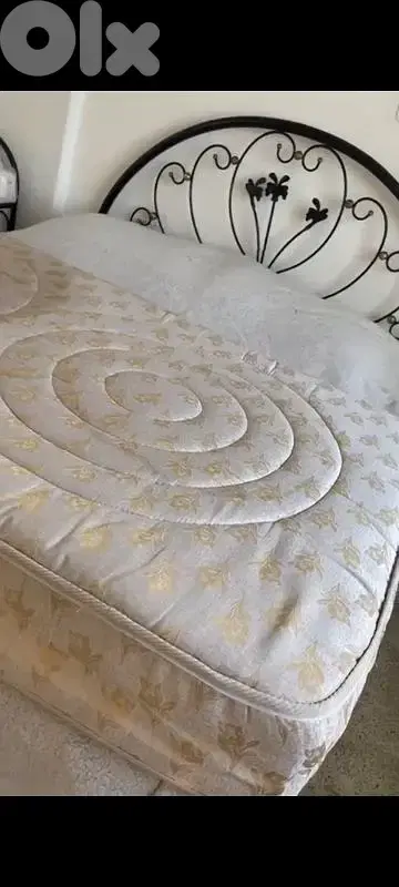 للبيع فرشه تخت