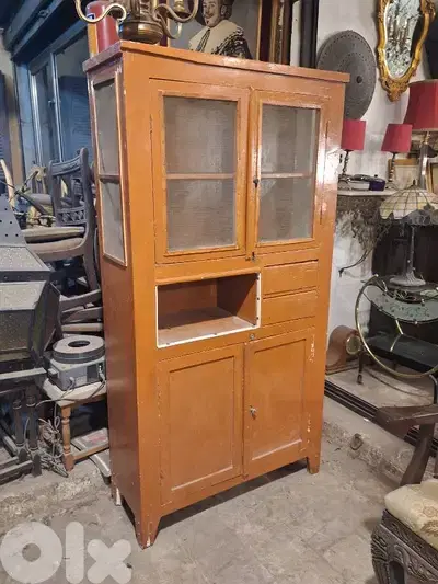 vintage cabinet نملية قديمة