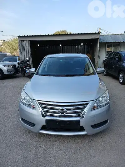 NISSAN SENTRA MODEL 2018 SILVER COMPANY SOURCE