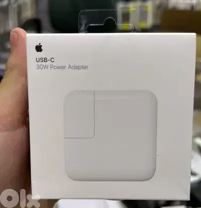 Apple 30w usb-c power adapter 3pin