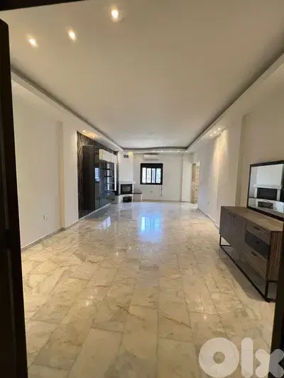 Baabda, Hadath/ Luxurious Apartment for Sale - بعبدا الحدث/ شقة للبيع