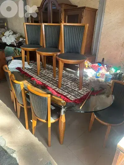 طاولة سفرة شغل جورج متى 8 كراسي وج قزاز سميك خشب زان شبه جديدة