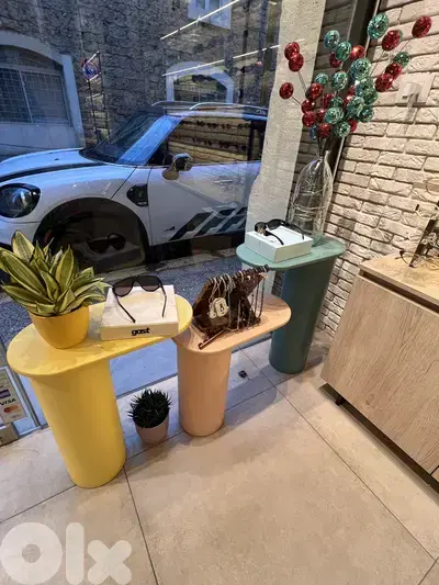 Colored display tables - set of 3
