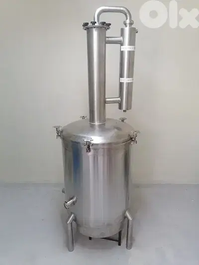 Oil Distillatory  جهاز تقطير الزيوت