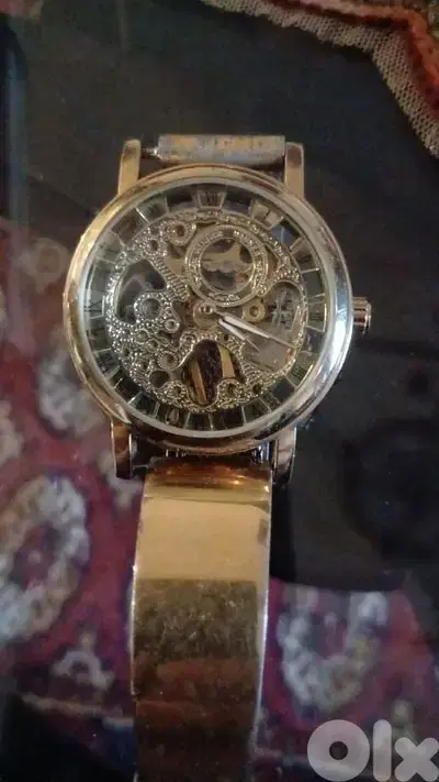 ساعه مميزه ماشيه تمام