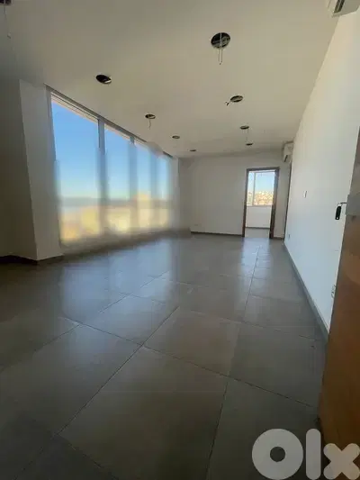 Office for rent in jdeideh مكتب للاجار في جديدة