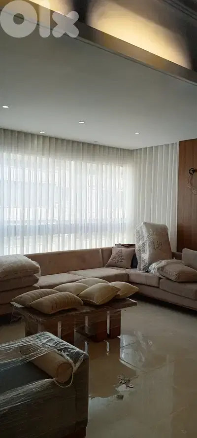 Wavy Curtains - برادي وايفي
