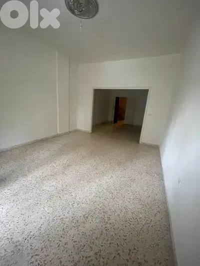 Apartment / Office for Rent in Horsh Tabet.