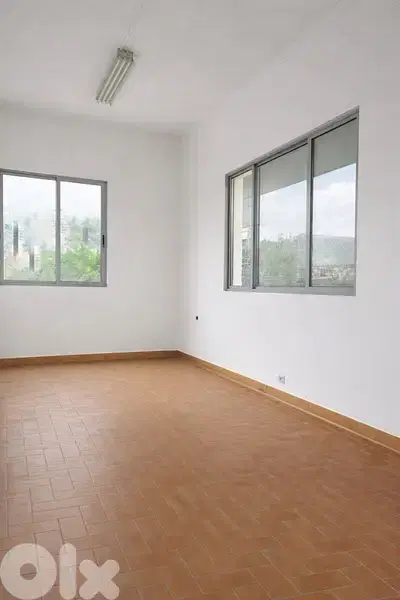 Office/Clinic For Rent In byblos Townمكتب للإيجار