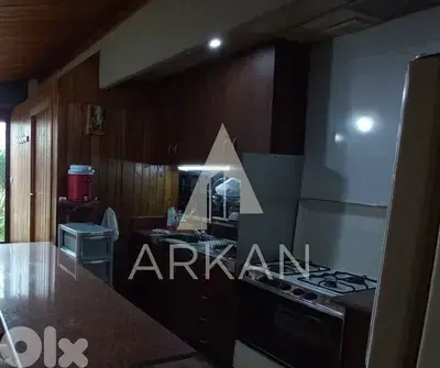 Apartment for Sale Annaya شقة للبيع في عنايا