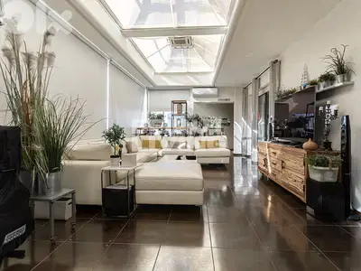 Spacious Flat | Smartly Styled | Terrace | Sea View