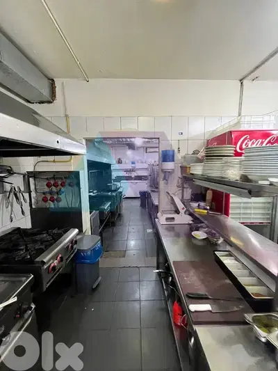 Huge 450m2 Restaurant|Prime Location| 4rent in Badaro-مطعم في بدارو