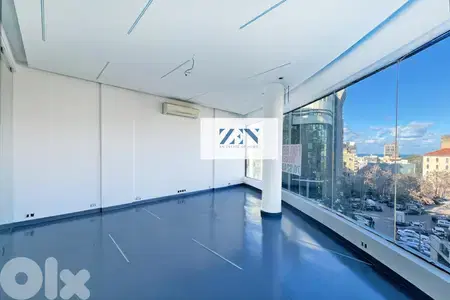 Office for Rent in Achrafieh-Rmeil - مكتب للأيجار في الأشرفية