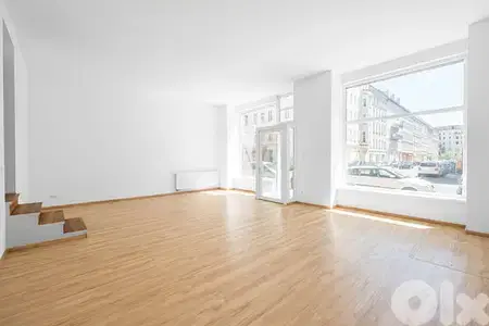GMZ113CS Shop for rent in Zahle - محل للإيجار في زحلة