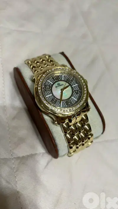 rovina gold woman watch