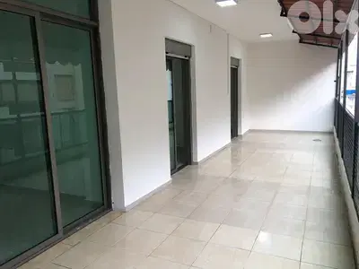 CATCH !! APARTMENT IN MAZRAA  WITH TERRACE (150SQ) 3 BEDS , (BT-1324)