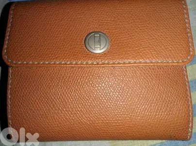 Durand pebbled leather wallet