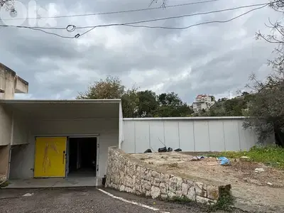 RWB116HM - Fridge / Commercial property for rent in Chnaniir Keserwan