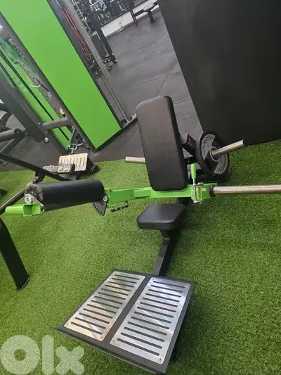 Heavy Duty Leg Extension (Plate Loaded) – Gym Grade – Used Like New