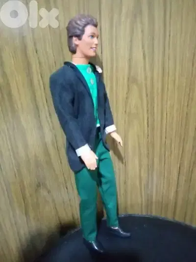 KEN Rare vintage Great doll Mattel 1995 bending legs=25$