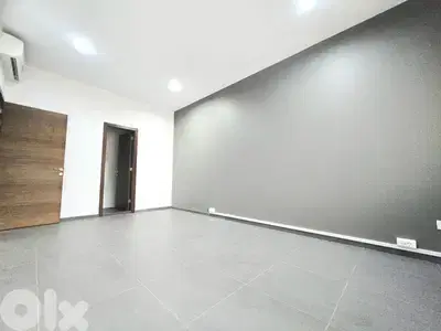 RAO26-4750 Office 110m for rent in Sin l Fil