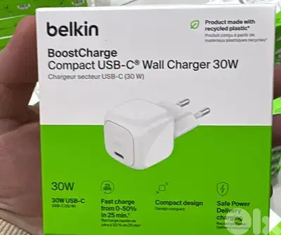 Belkin Boostcharge compact usb-c wall charger 30w 3pin + usb-c