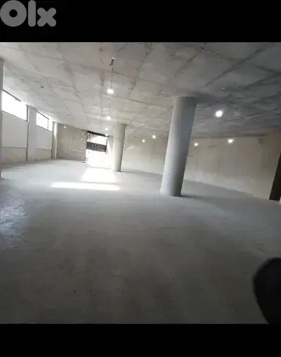 Factory / Warehouse for Rent in Mkalles.