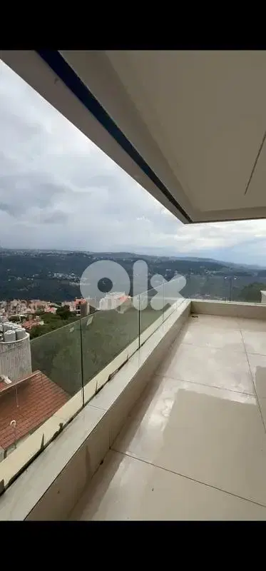 apartment For sale in broummana شقة للبيع في برمانا