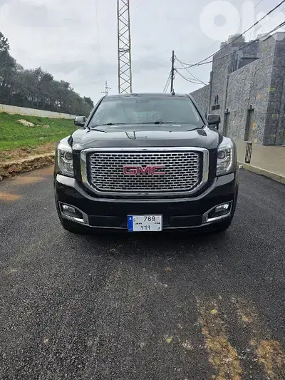 GMC Yukon denali in perfect condition.