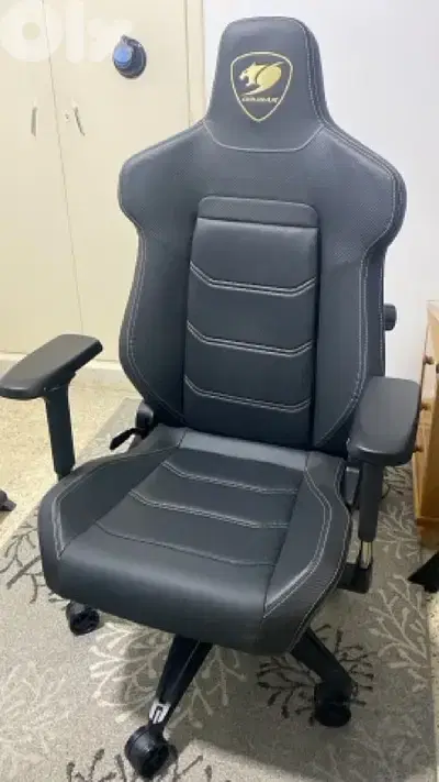 Brand New Cougar Armor Evo Royal Gaming Chair Black