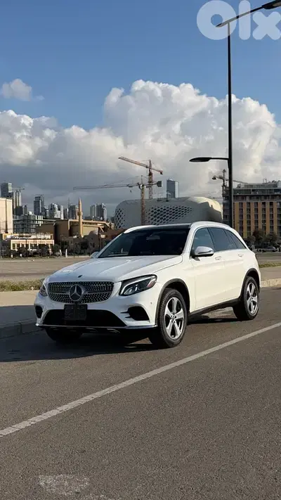 Mercedes-Benz GLC 300 4 matic 2019 full options super clean