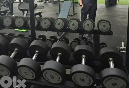 Dumbbells TECHNOGYM  Amercene like  دامبلز ساري امركاني شبه جديد