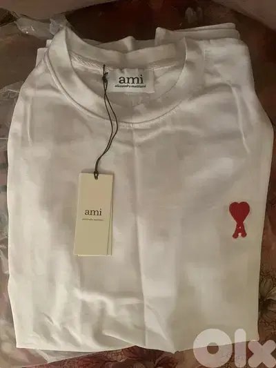 Ami t-shirt from Dubai Ami t-shirt from Dubai