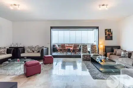 GMC109LG Apartment for rent in Achrafieh - شقة للإيجار في الأشرفية GMC109LG Apartment for rent in Achrafieh - شقة للإيجار في الأشرفية